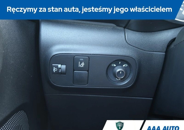 Citroen C3 cena 52000 przebieg: 64847, rok produkcji 2019 z Piastów małe 232